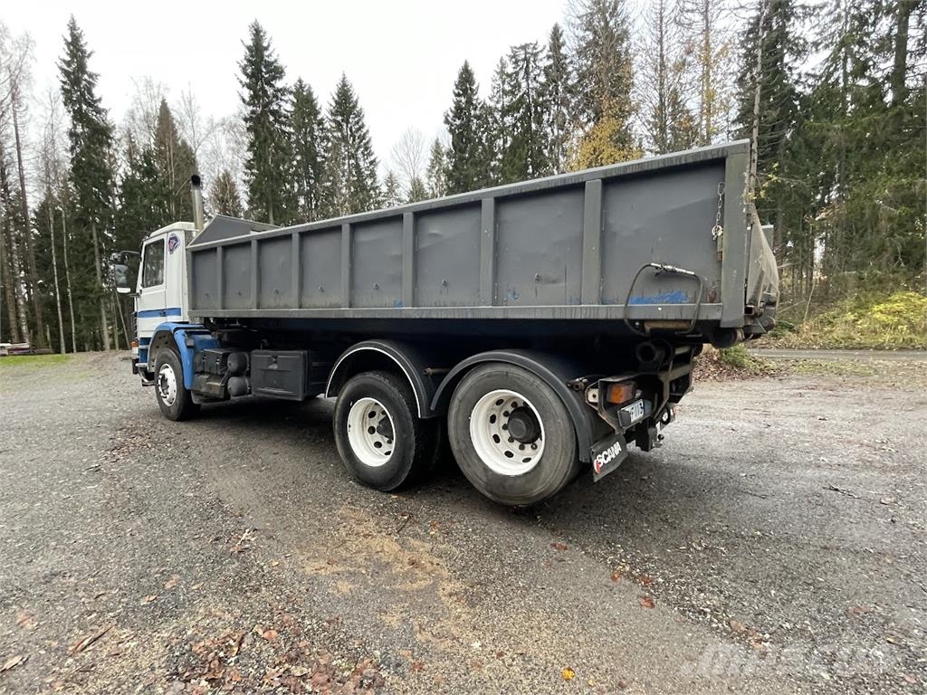 Scania P113 HL 6x2 Absetzkipper