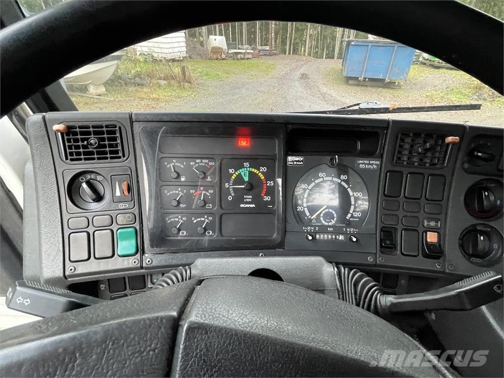 Scania P113 HL 6x2 Absetzkipper