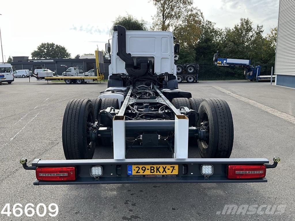 DAF FAN CF 340 Chassis cabine with PTO Just 227.167 km Chassis met cabine