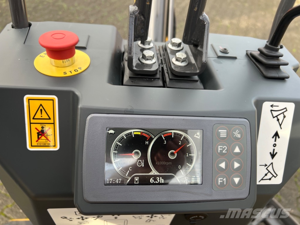 XCMG XE10E Minikaivukoneet < 7t