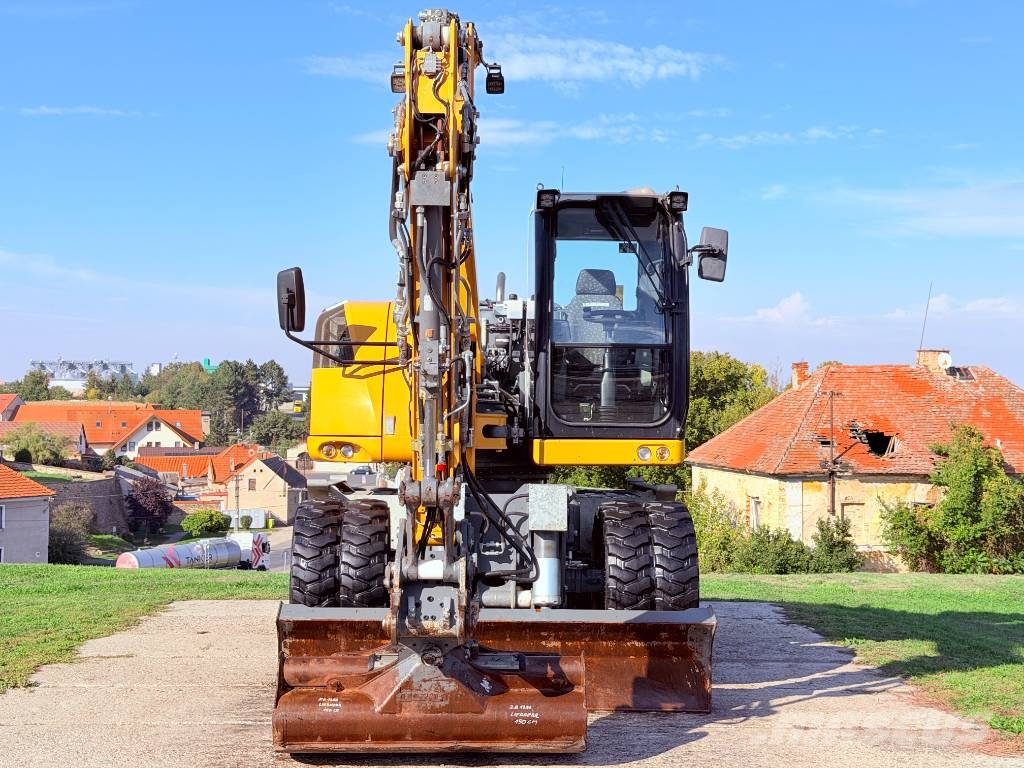 Liebherr A 910 Kolová rýpadla