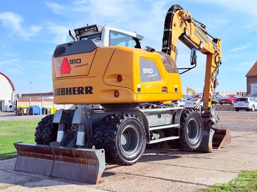 Liebherr A 910 Kolová rýpadla