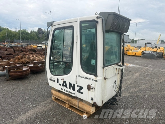 Liebherr A 311 USED CAB Cabine en interieur