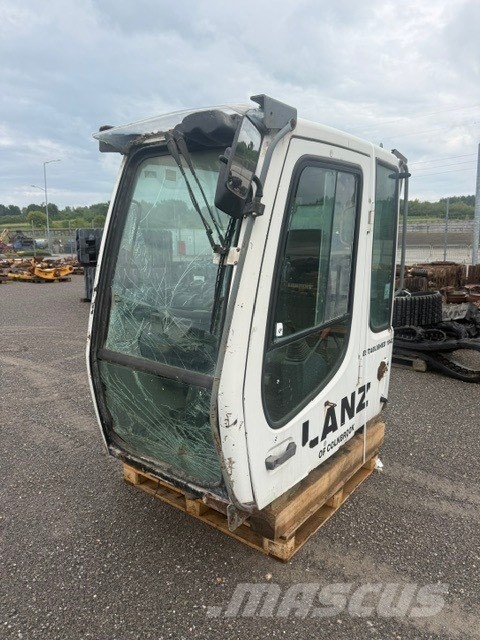 Liebherr A 311 USED CAB Cabine en interieur