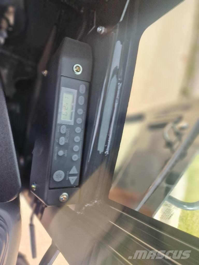 Hitachi ZX65USB-6 Міні-екскаватори < 7т