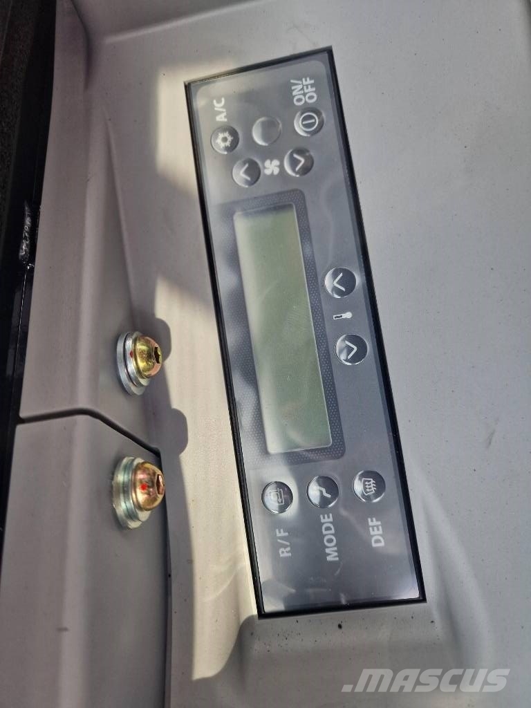 Hitachi ZX65USB-6 Міні-екскаватори < 7т