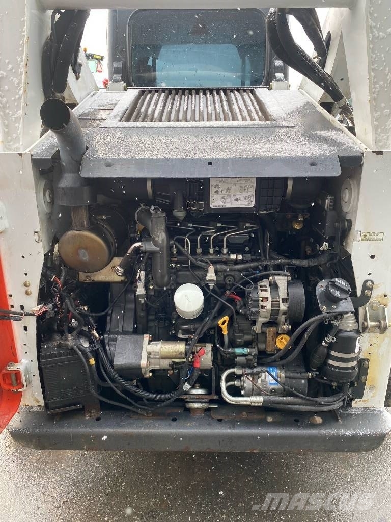Bobcat T 650 HF 2-speed Lánctalpas homlokrakodók