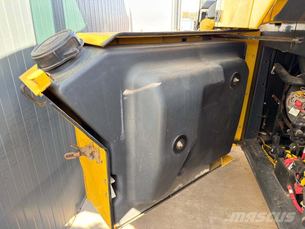Bomag BW174AP-4i AM Dvojni valjarji
