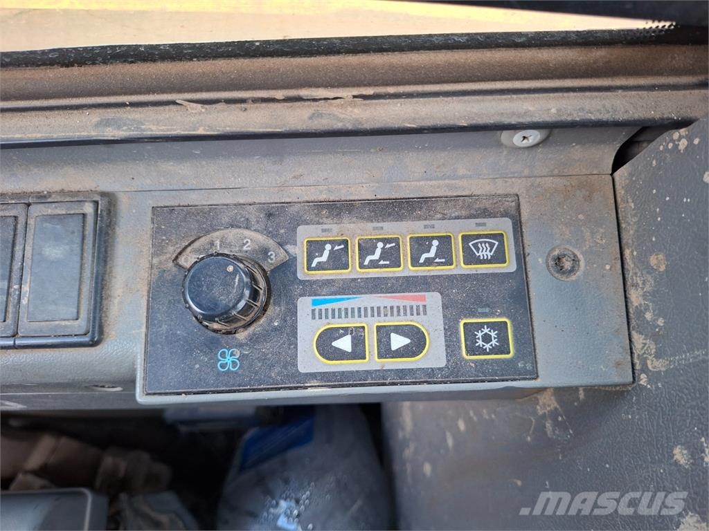 Volvo ECR88 Прочие фургоны