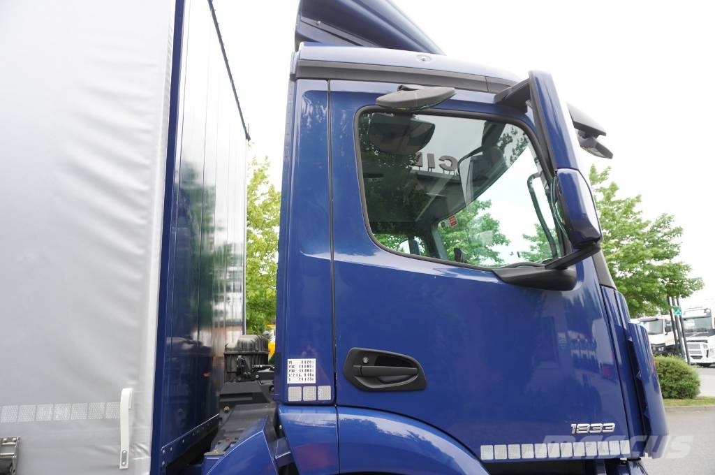 Mercedes-Benz Actros 1833 / Curtainsider 18 EPAL / 200 tho. km Camión con caja abierta