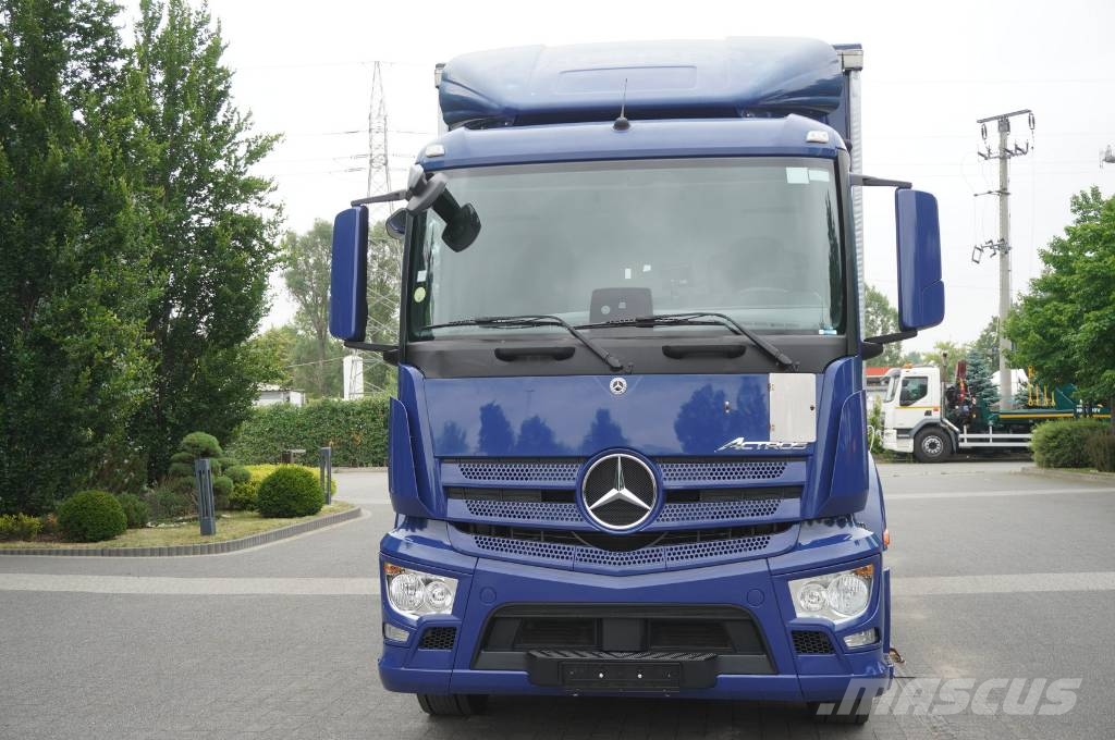 Mercedes-Benz Actros 1833 / Curtainsider 18 EPAL / 200 tho. km Camión con caja abierta