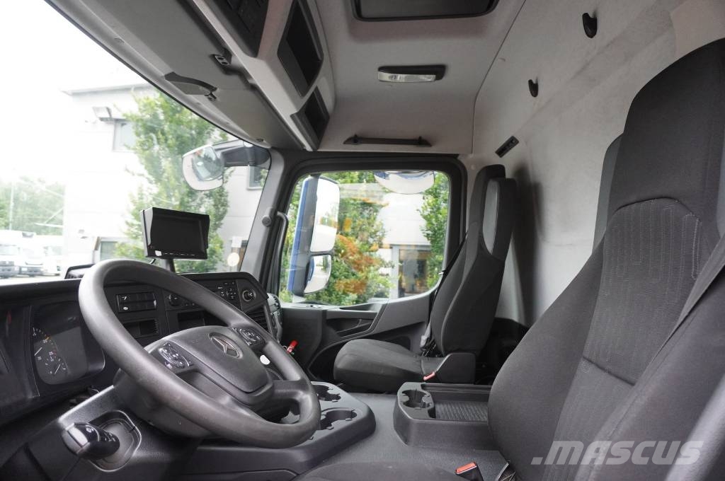 Mercedes-Benz Actros 1833 / Curtainsider 18 EPAL / 200 tho. km Camión con caja abierta