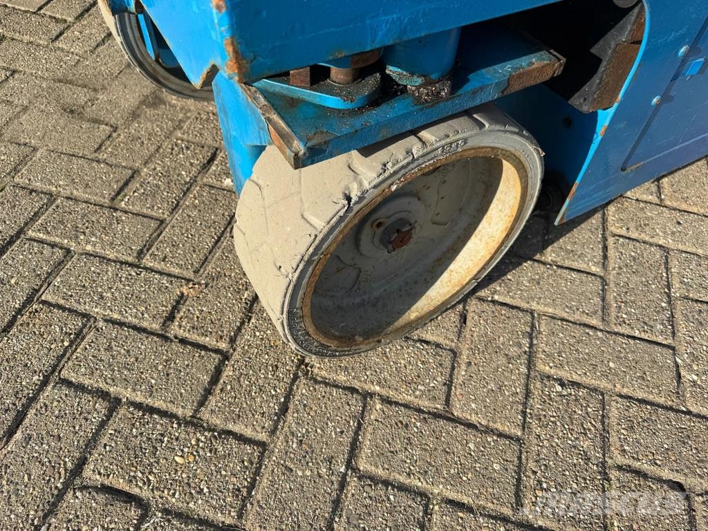 Genie GS2032 Hoogwerker Schaarhoogwerker Schaarlift (201 رافعات مقصية الشكل