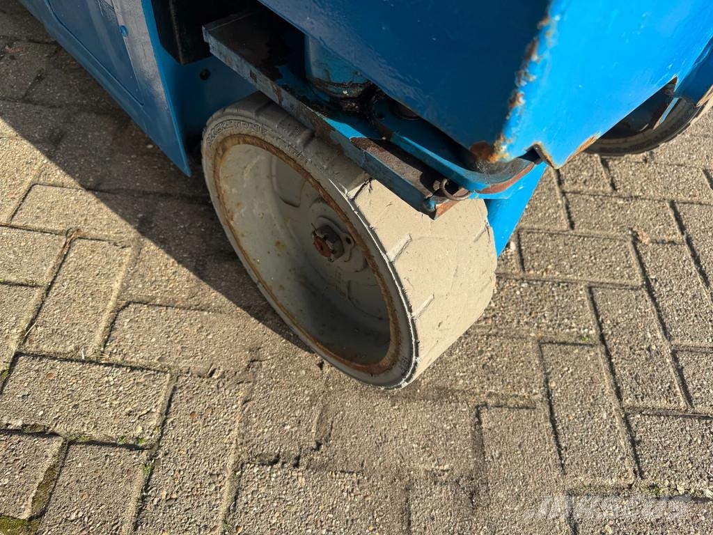 Genie GS2032 Hoogwerker Schaarhoogwerker Schaarlift (201 رافعات مقصية الشكل