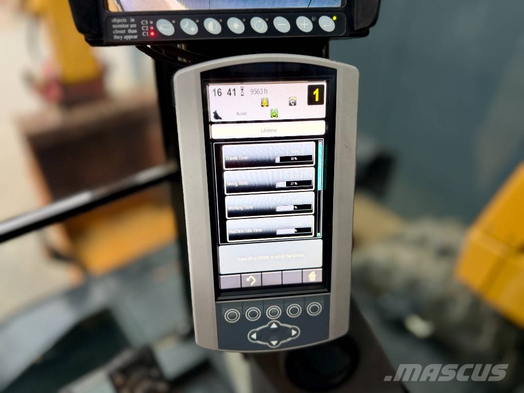 CAT M318F Excavatoare cu roti
