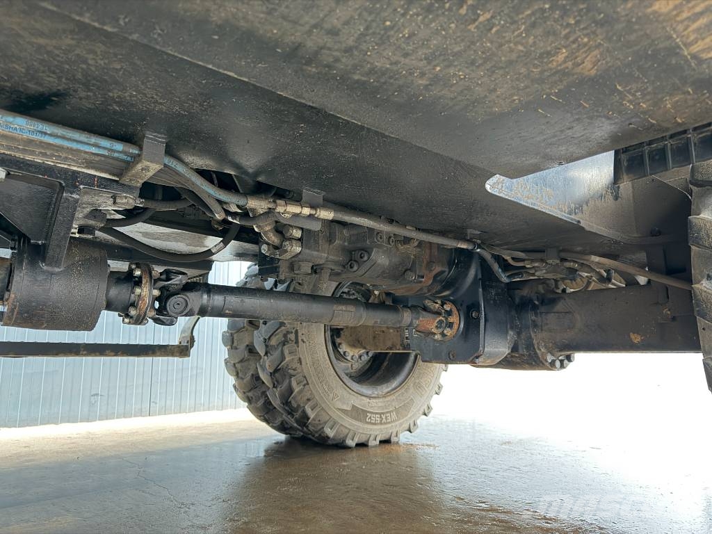 CAT M318F Excavatoare cu roti