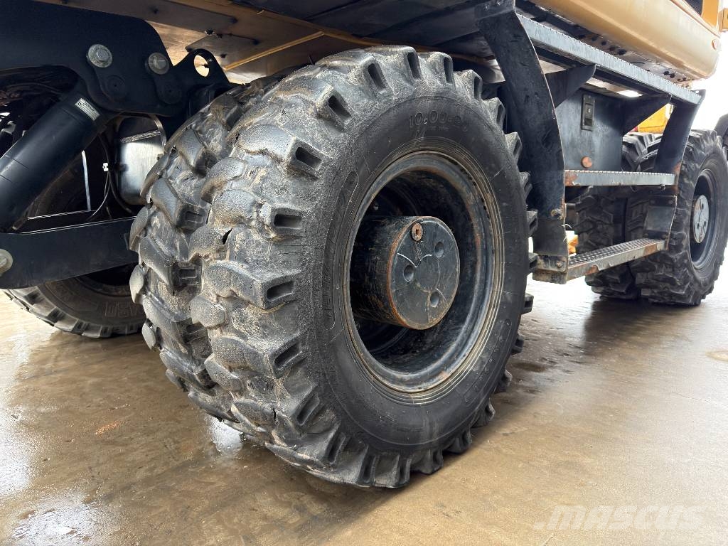 CAT M318F Excavatoare cu roti