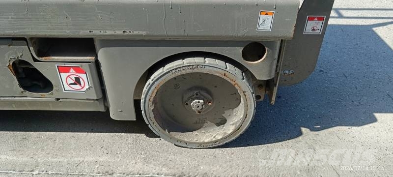Haulotte Compact 8 - 8m, electric Schaarhoogwerkers