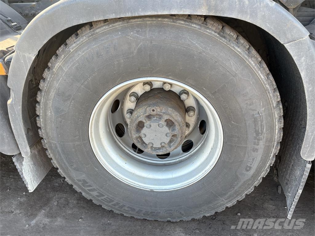 Volvo FH16 660hp Raskasveturi Седельные тягачи