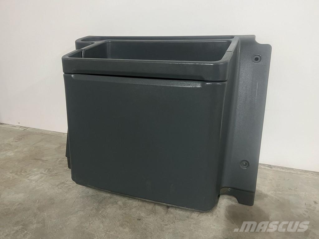Liebherr R966 其他組件