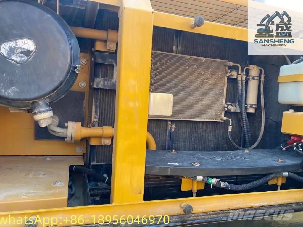 Sany SY 215 C حفارات زحافة