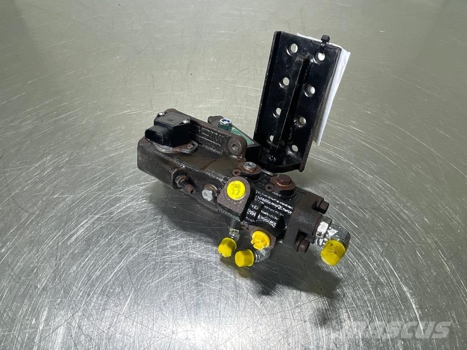 Magni RTH5.30-165240/A-Brake pedal Cabins and interior