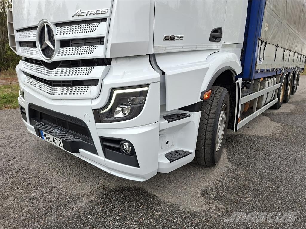 Mercedes-Benz Actros 5835 Camiones de caja de lona