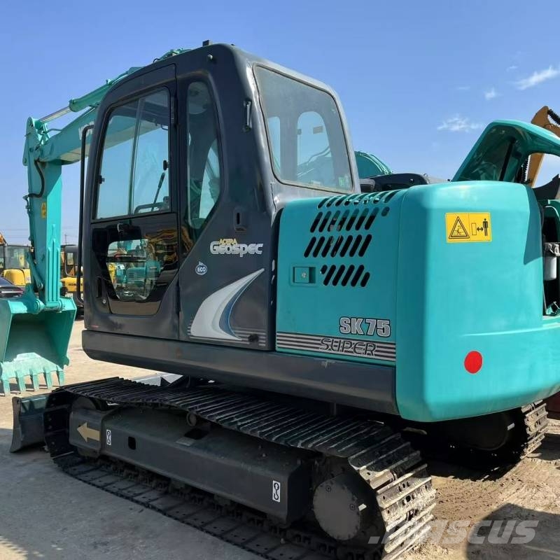 Kobelco SK 75 Midi bageri 7t – 12t