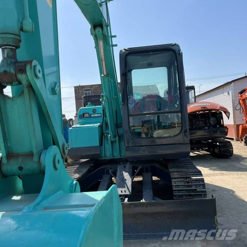 Kobelco SK 75 Midi bageri 7t – 12t