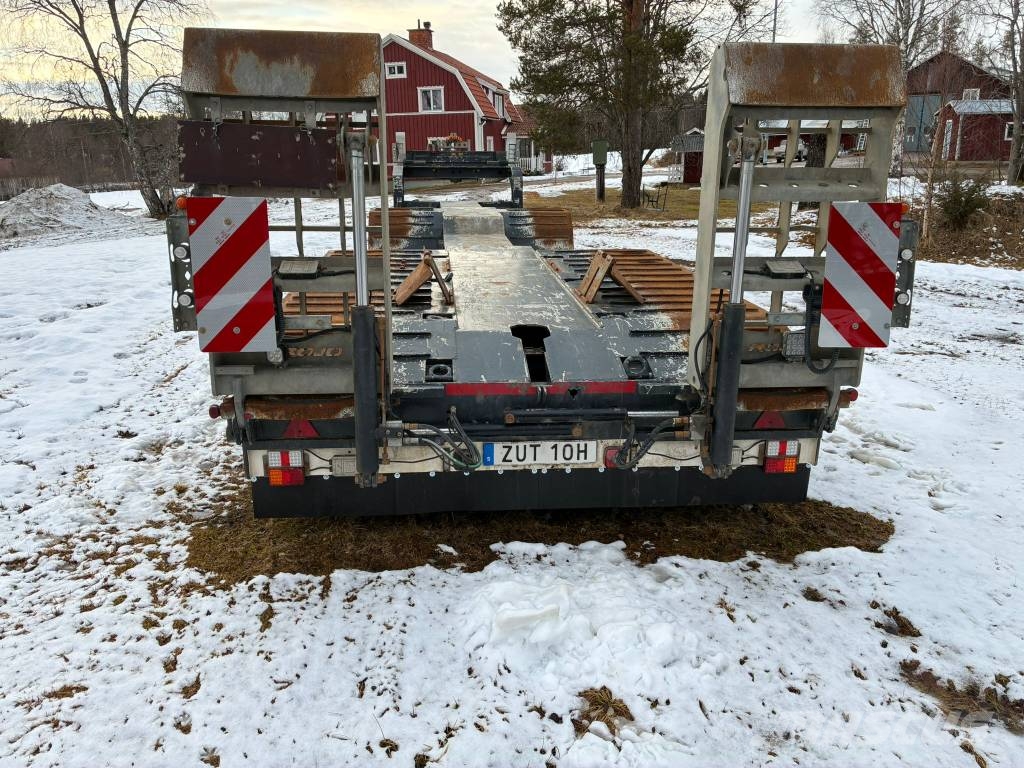 Rojo Trailer 3axl Skogjumbo BIG Semirremolques de carga baja