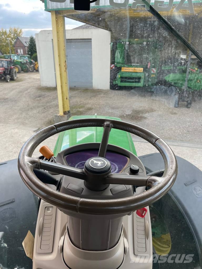 John Deere 6250 R Tracteur