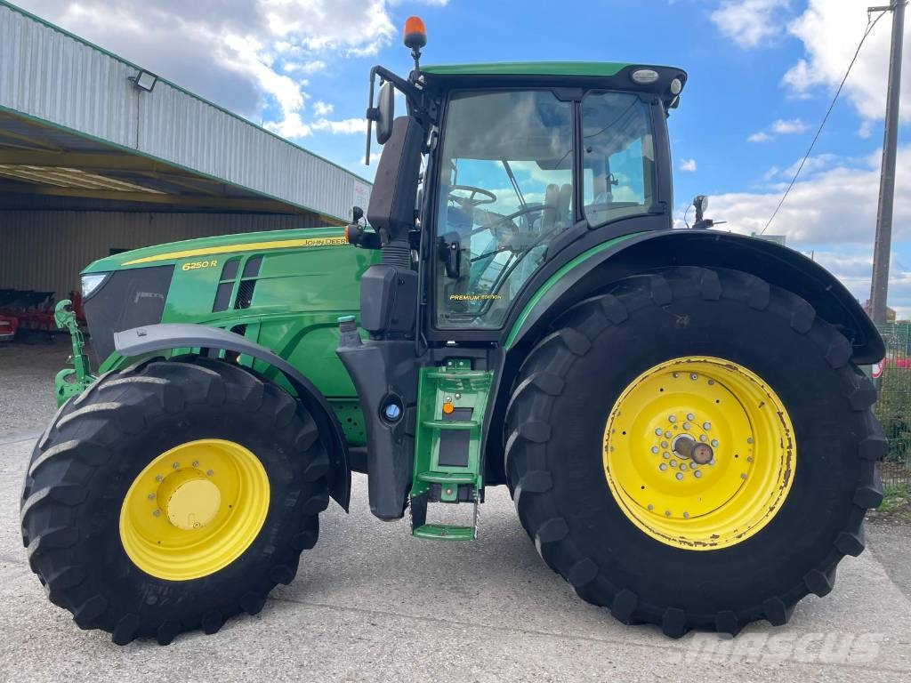 John Deere 6250 R Tracteur
