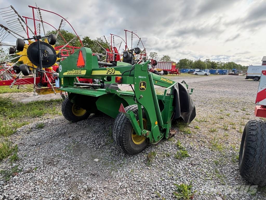 John Deere 730 Mähwerke