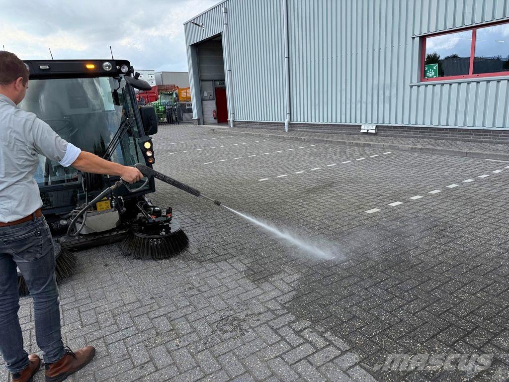 Schmidt Compact 200 Sweeper/Veegmachine Lakaisukoneet