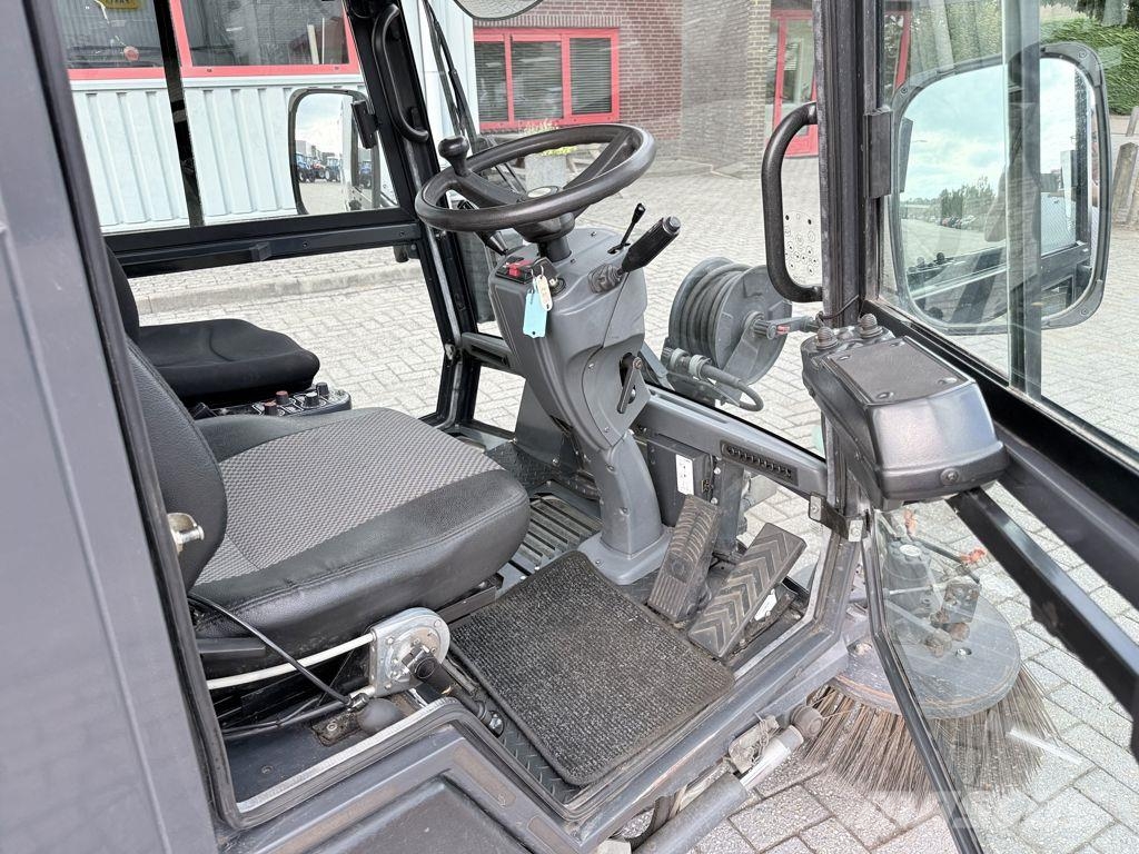 Schmidt Compact 200 Sweeper/Veegmachine Lakaisukoneet