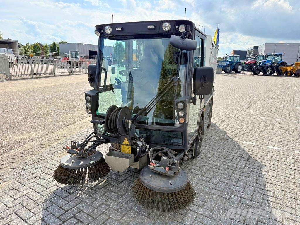 Schmidt Compact 200 Sweeper/Veegmachine Lakaisukoneet