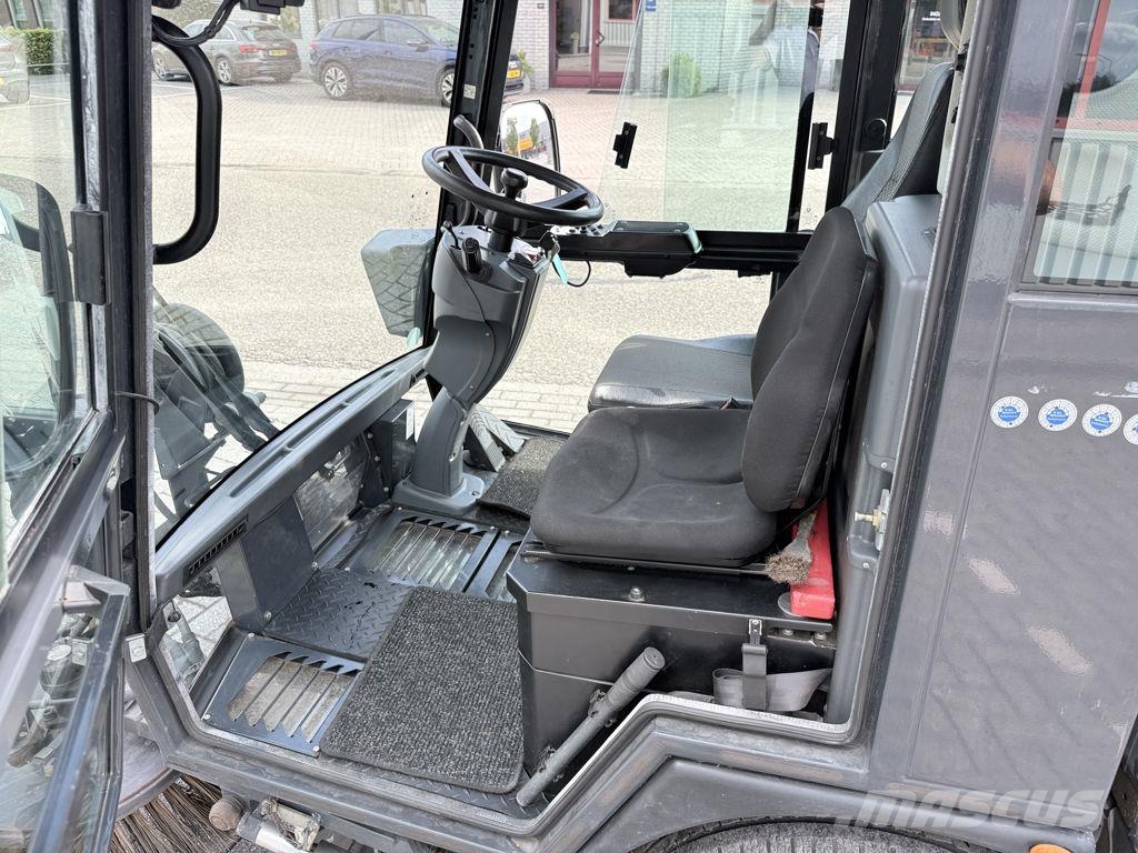 Schmidt Compact 200 Sweeper/Veegmachine Lakaisukoneet
