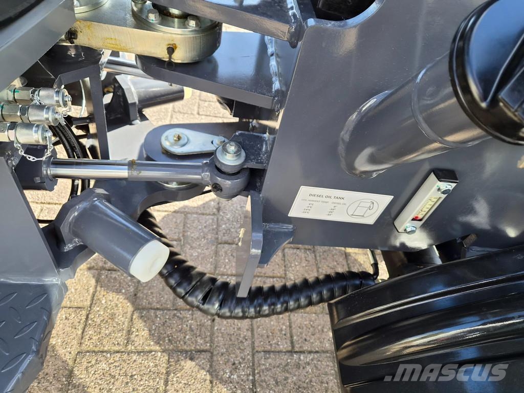 Perkins Telex loader bak en lepels shovel Малі навантажувачі