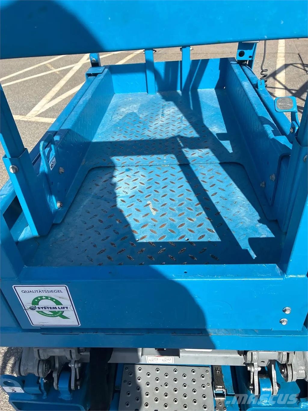 Genie GS 1432m シザースリフト
