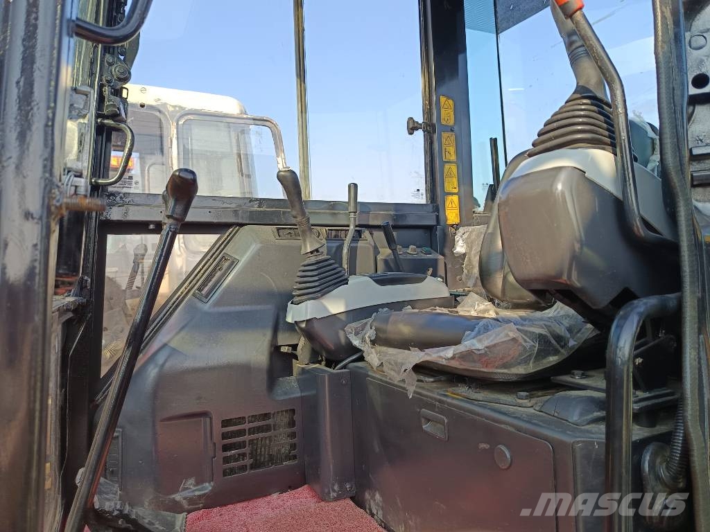 Komatsu PC 55 MR Lánctalpas kotrók