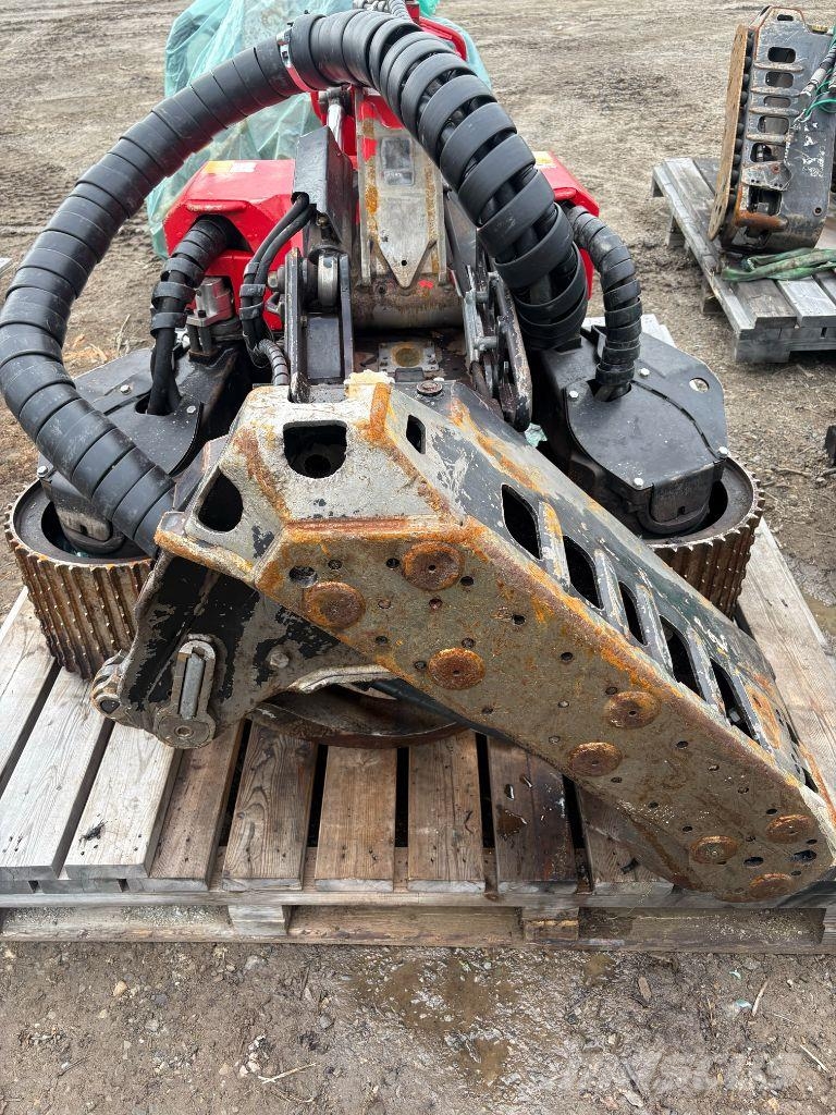 Komatsu S132 Schneidwerke