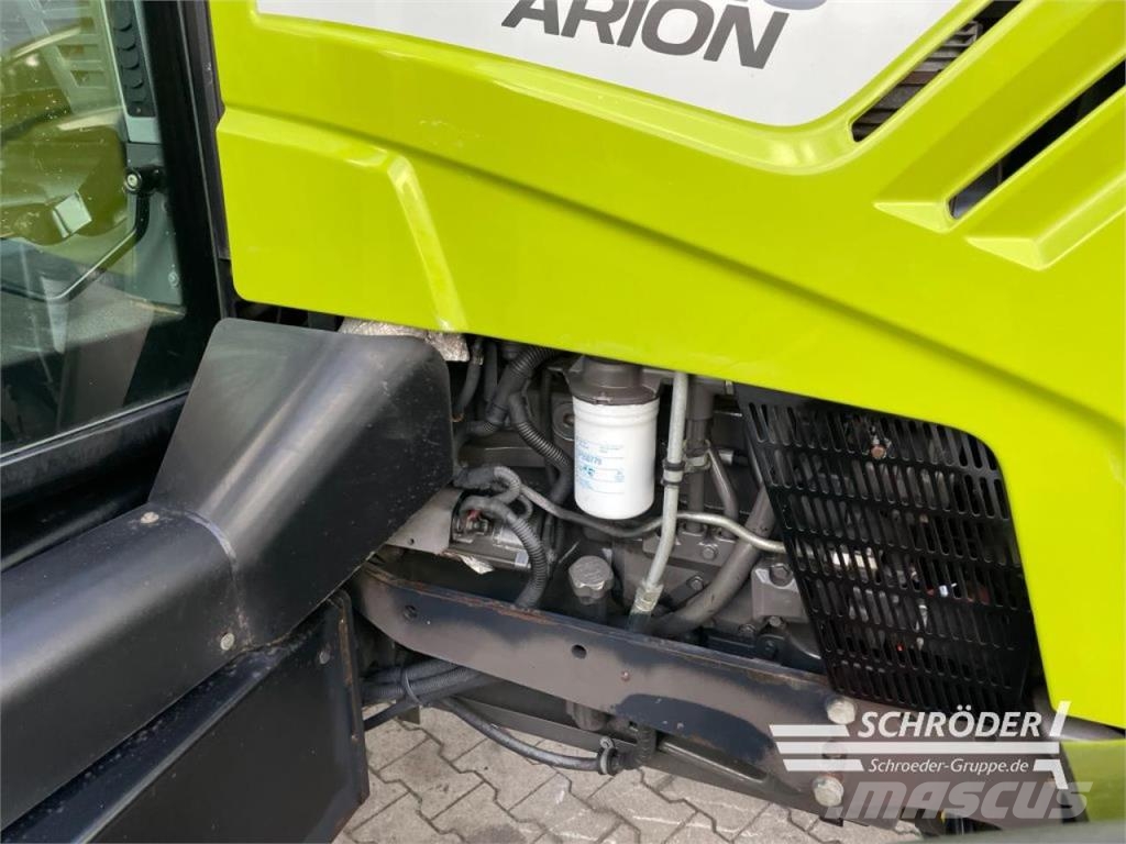CLAAS ARION 420 Traktorji