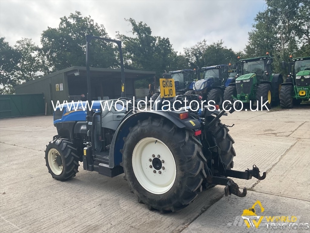 New Holland T 4.65 V 트랙터
