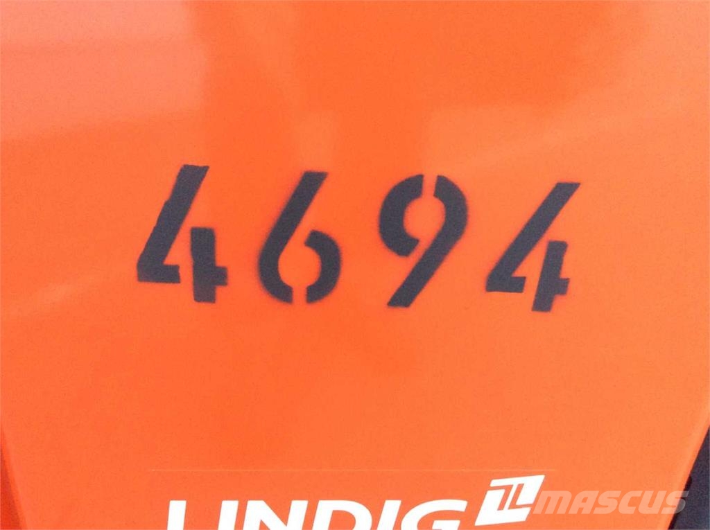 Linde L14 Pedestrian stacker