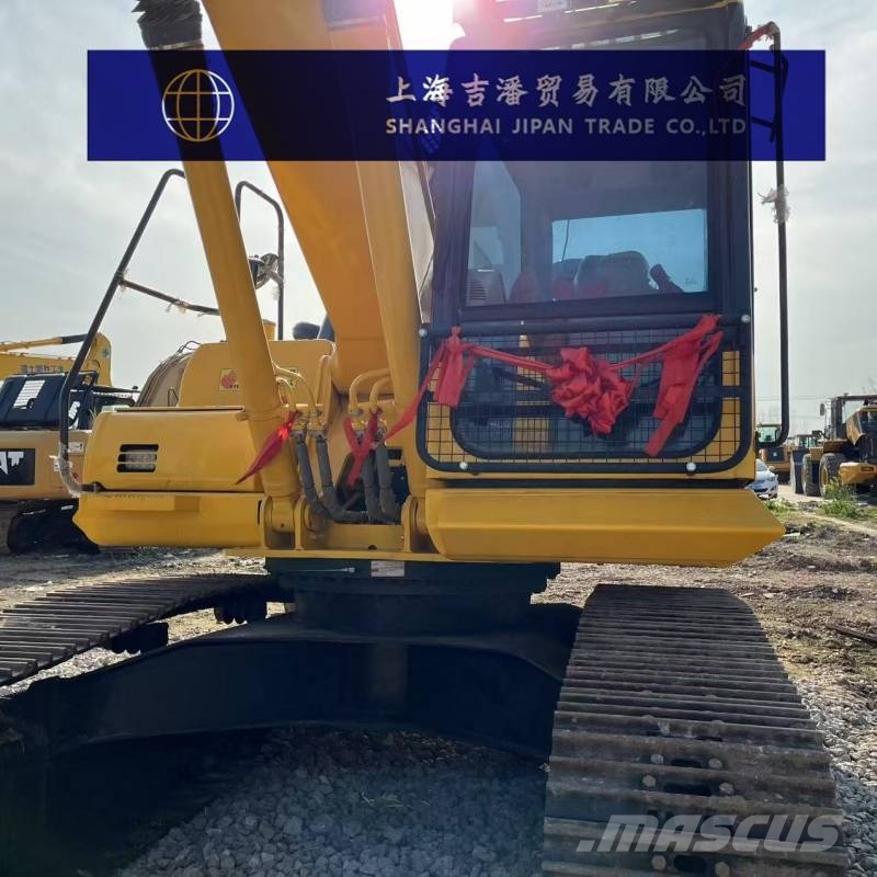 Komatsu PC 200 대형 굴삭기 29톤 이상