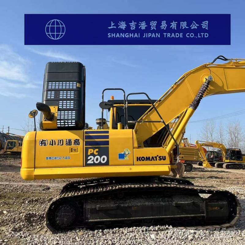 Komatsu PC 200 대형 굴삭기 29톤 이상
