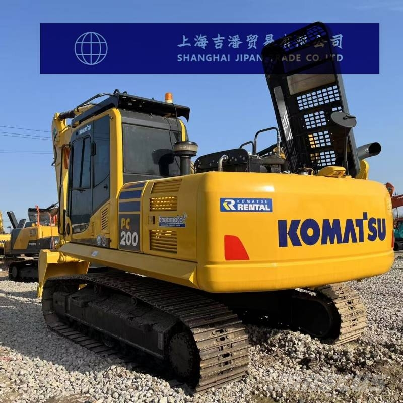 Komatsu PC 200 대형 굴삭기 29톤 이상