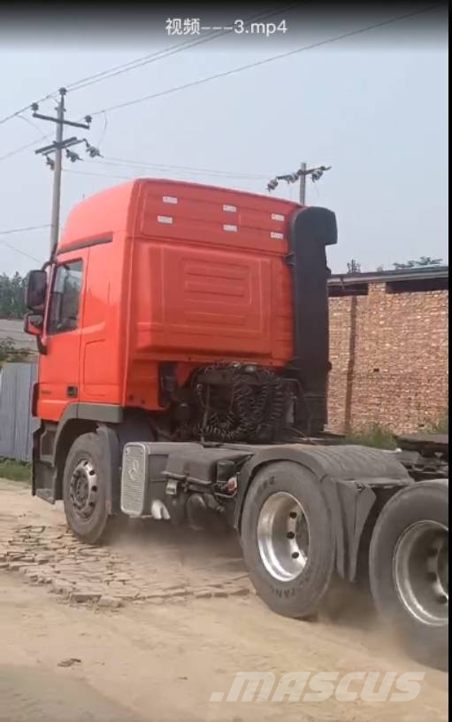 Mercedes-Benz 2644 وحدات الجر