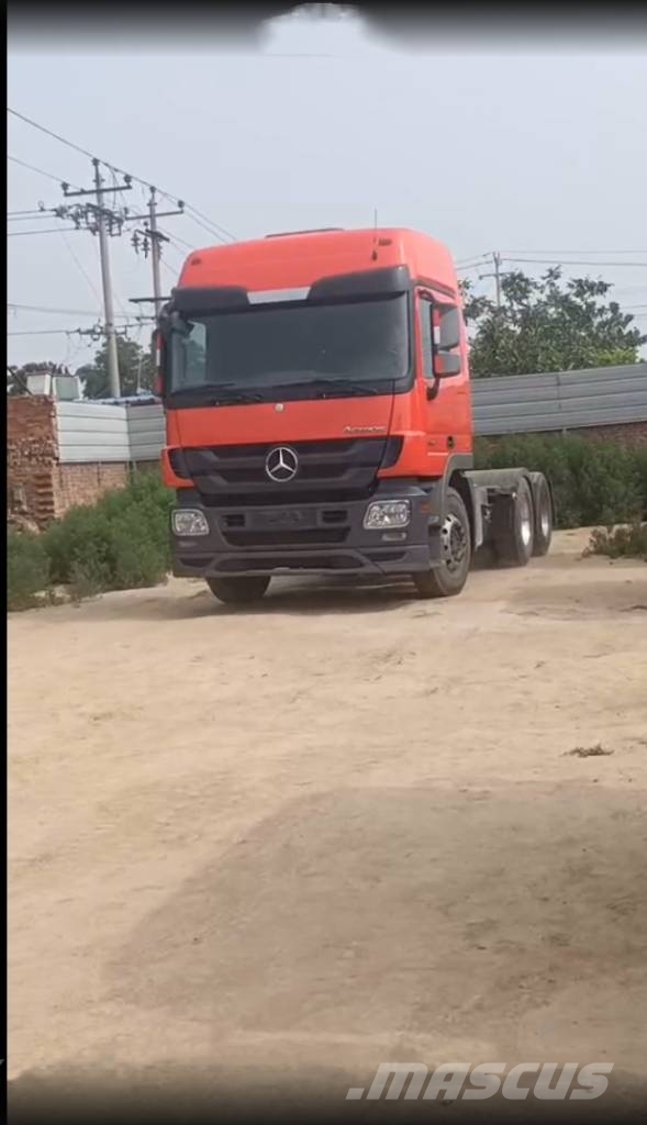 Mercedes-Benz 2644 وحدات الجر
