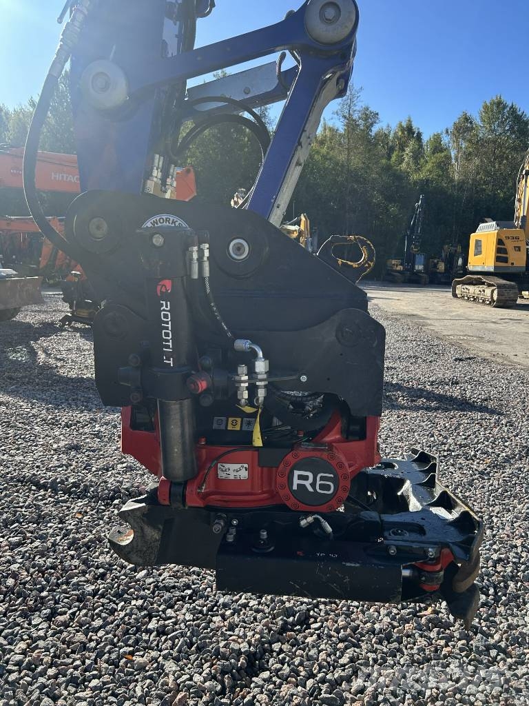Liebherr A 918 Compact Ekskavatori uz riteņiem